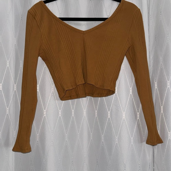 ~NEED GONE ASAP Arizona Women’s Cropped Long Sleeve Top~ - Picture 2 of 6